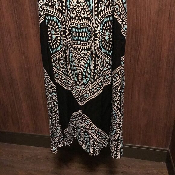 Ella Moss Maxi Dress - Picture 3 of 9